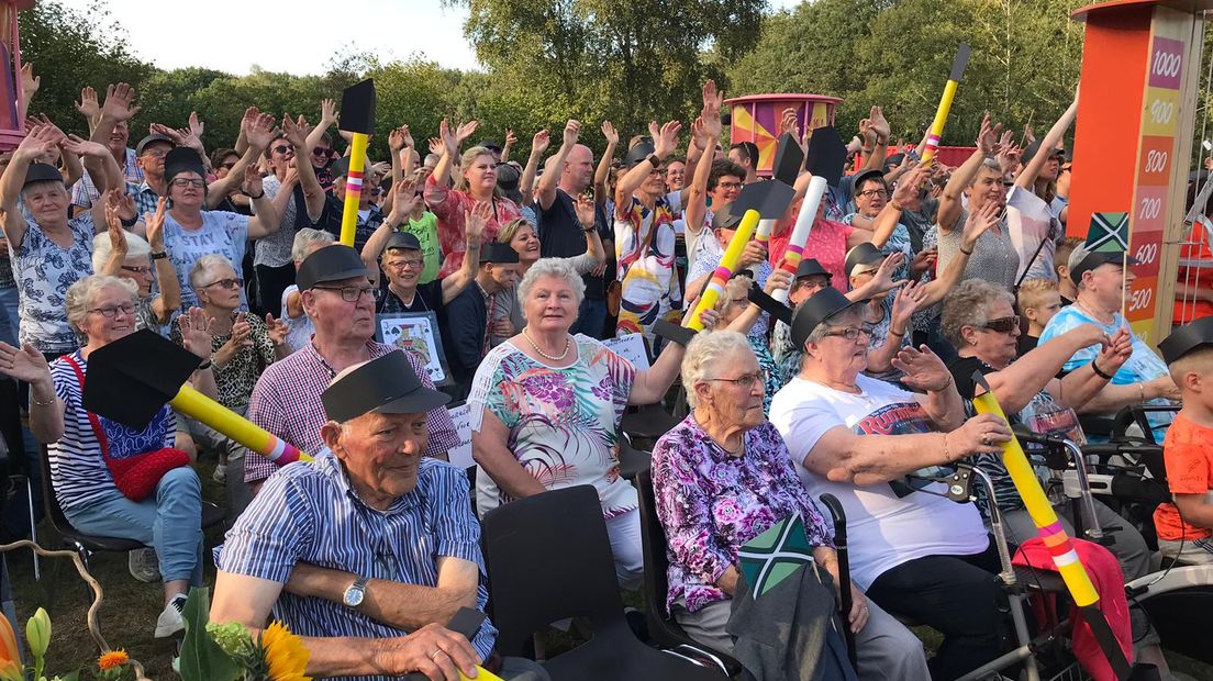 We zijn vandaag in Zwolle. De teller voor het team staat na een zonovergoten dag op 534 punten en 900 euro en dat is genoeg voor een tweede plek.