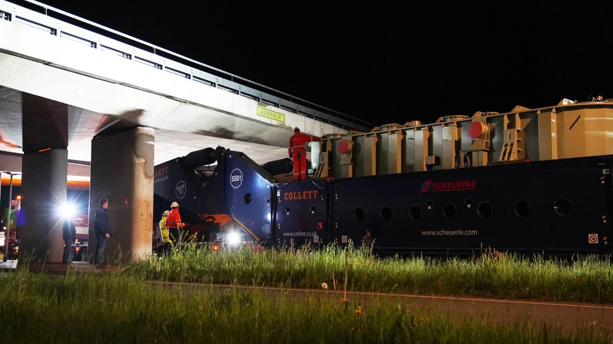 Bijzondere klus geklaard: transformatoren arriveren in Zeijerveen