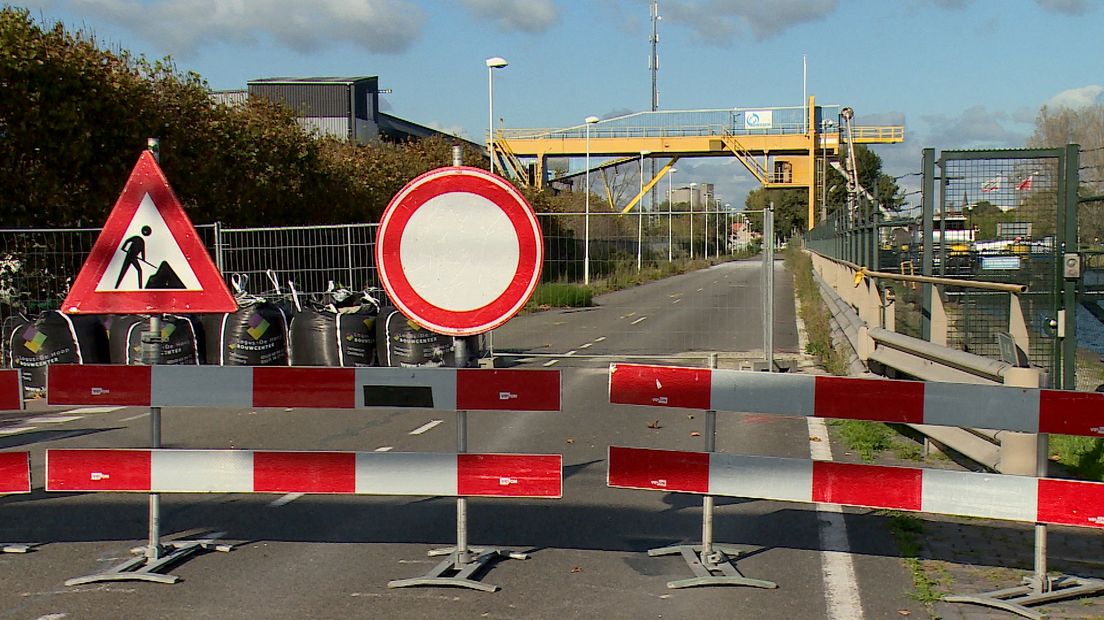 De Westkade bij Sas van Gent is als sinds eind februari 2019 dicht.