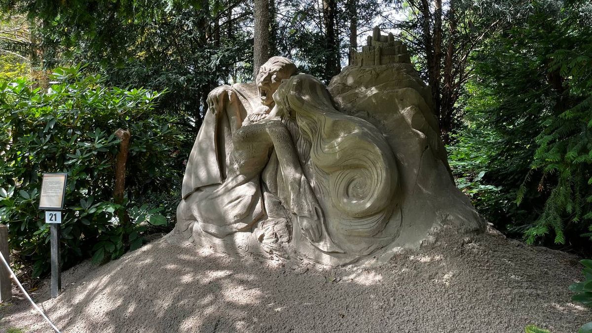 Fabelachtige zandsculpturen en zomerse gezelligheid bij Kasteel Warmelo