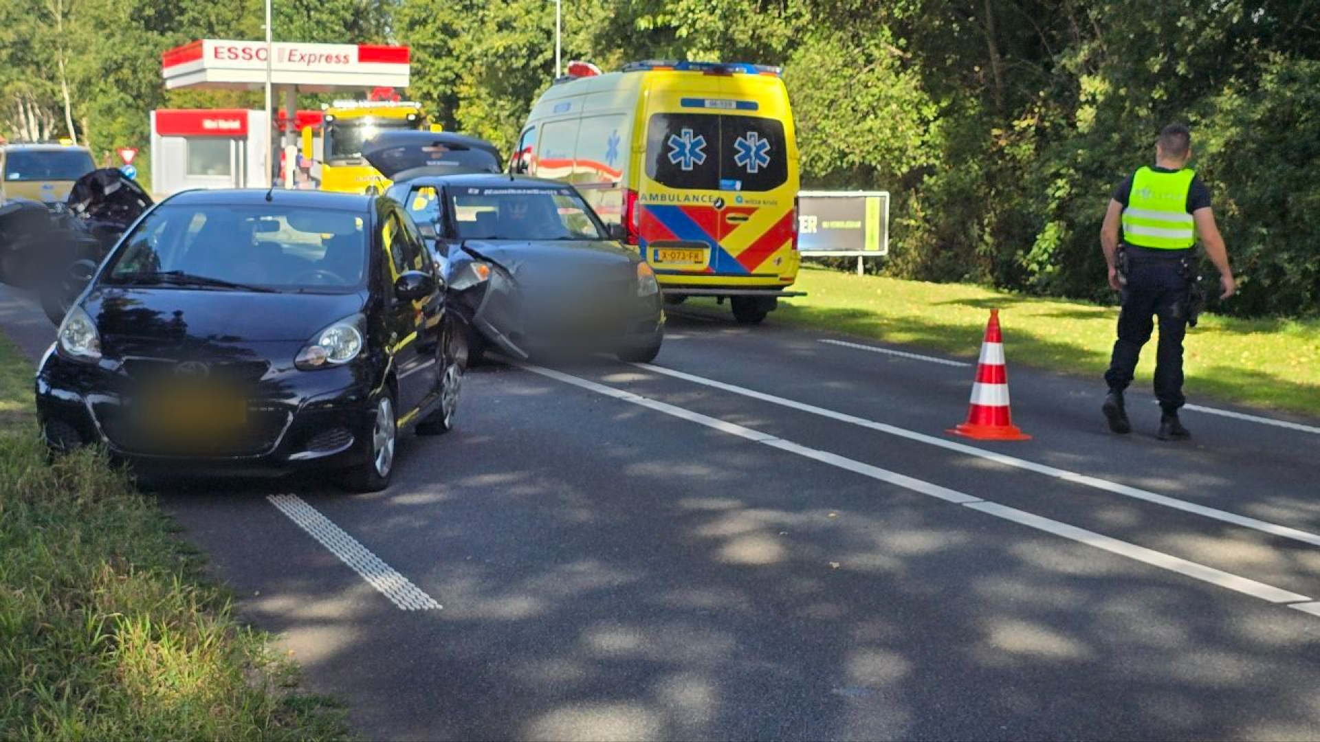 Kop-staart-botsing in Lichtenvoorde.