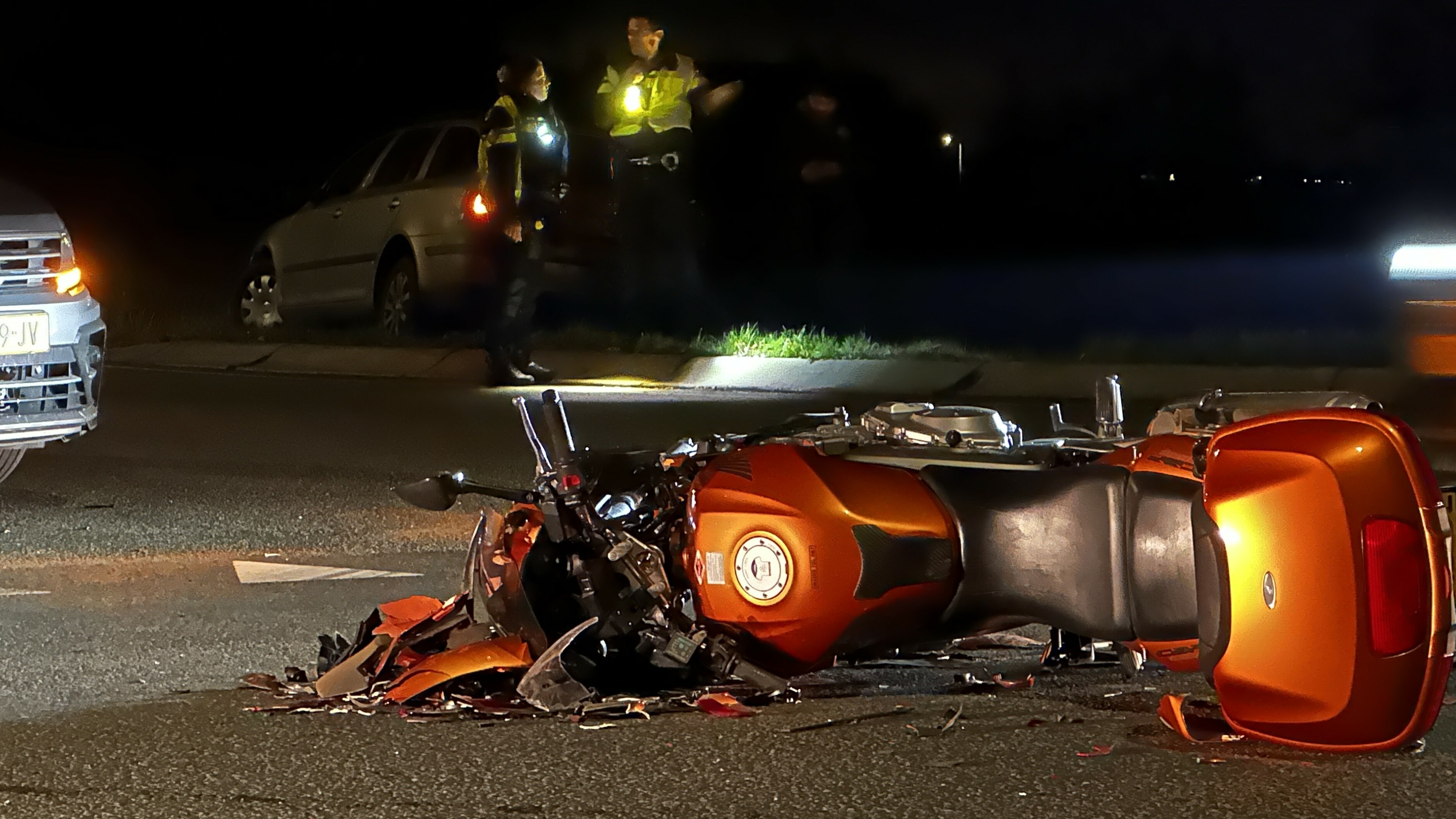 Motor en auto botse