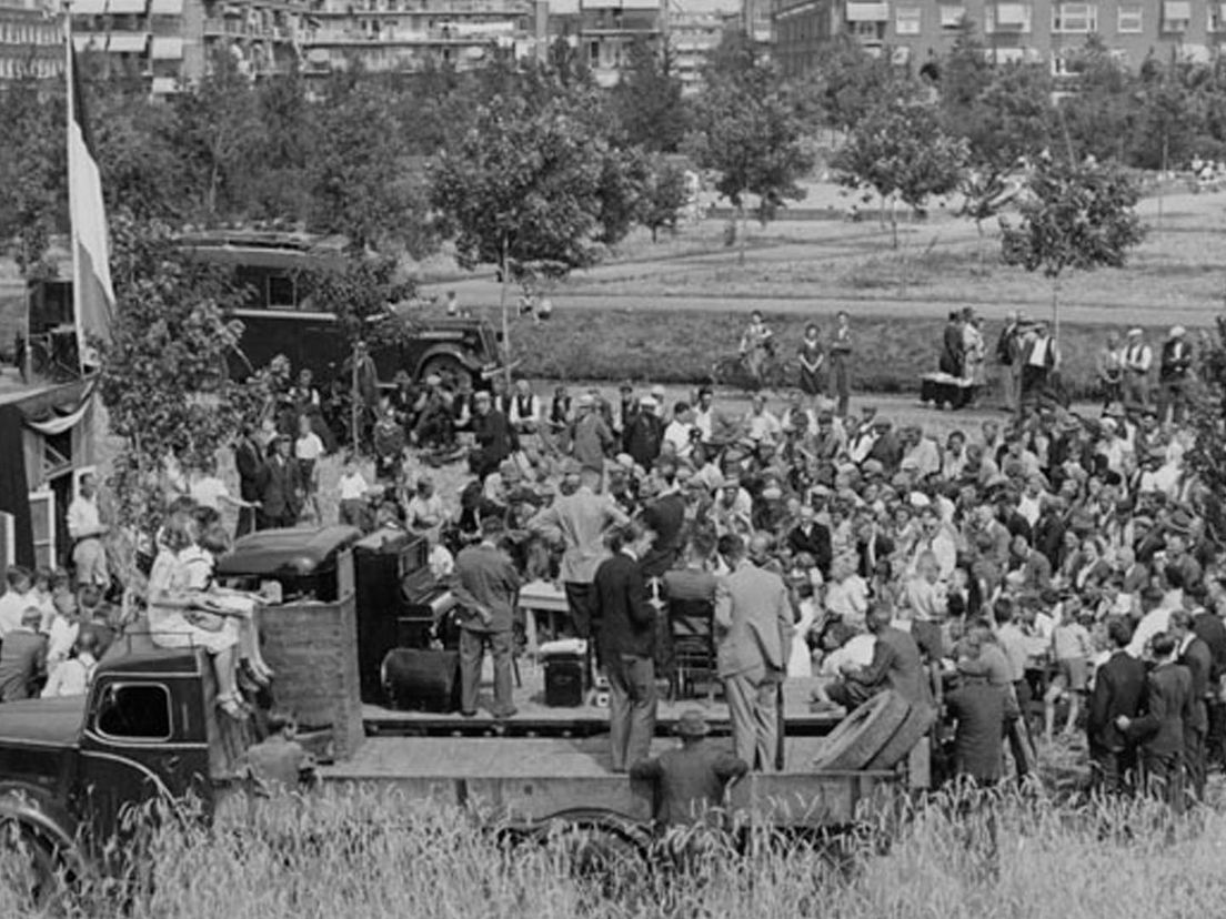 1943 Oogstfeest Vroesenpark Collectie Stadsarchief, foto De Persgroep