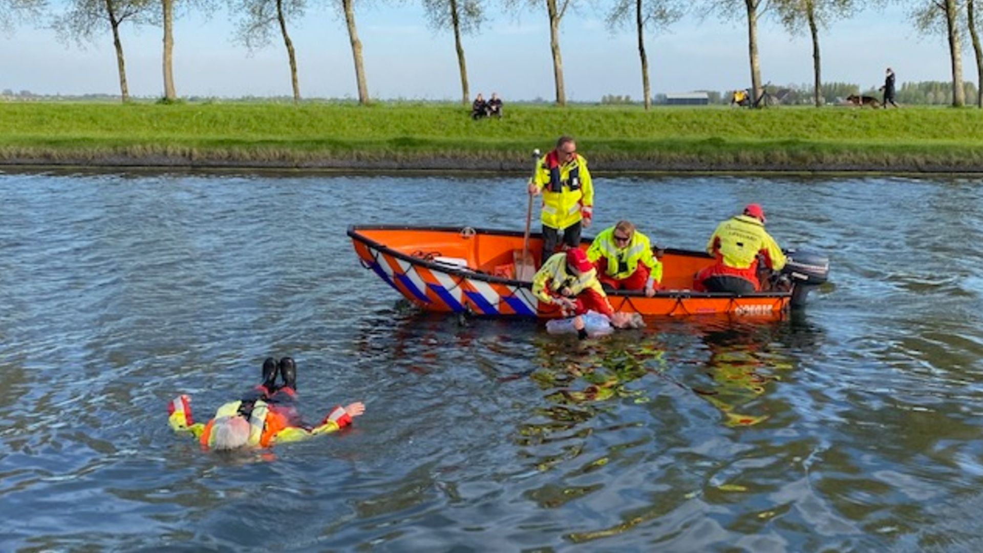 Tientallen Hulpverleners Oefenen Rampscenario In Wilhelminadorp ...