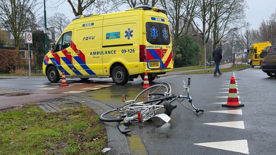 Fietser aangereden door automobilist. Fietser aangereden door automobilist.