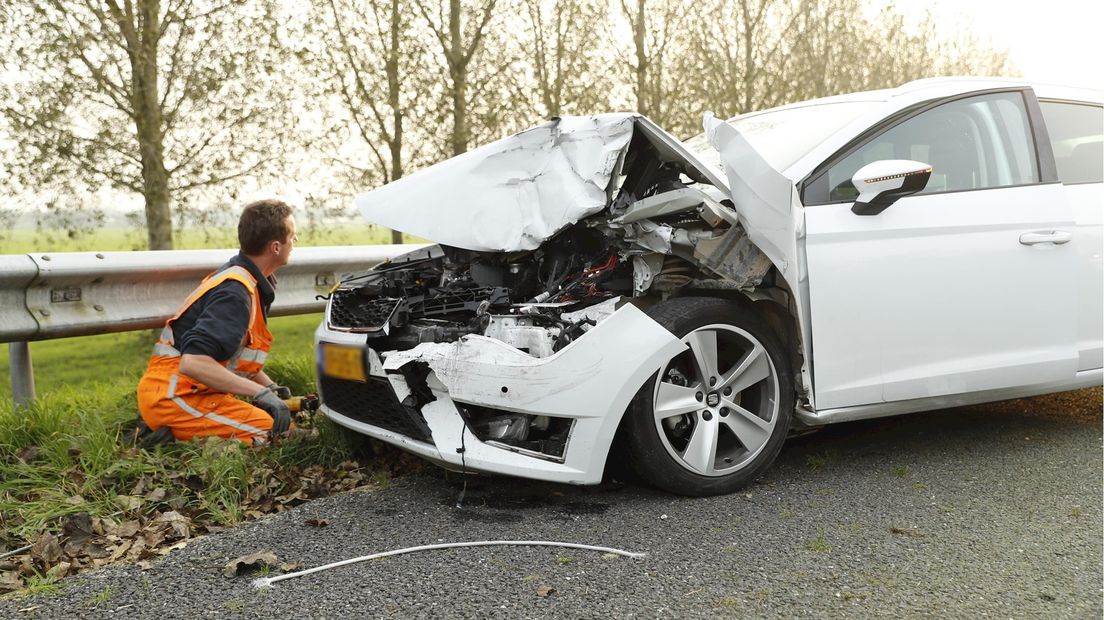 Drie auto's liepen veel schade op bij een ongeluk op de A28