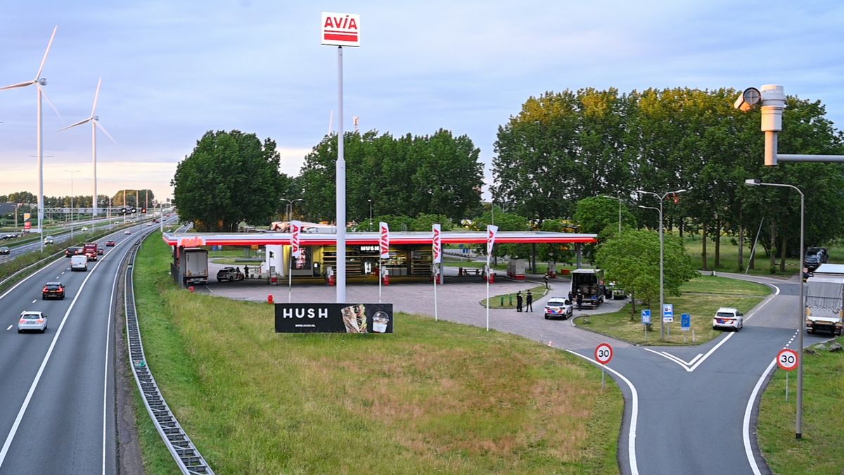Politie zocht bij tankstation naast A27 bij Nieuwegein naar drugs