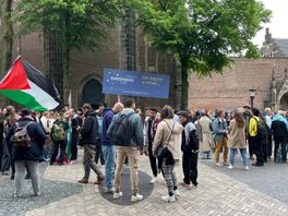 200 demonstranten verzamelen zich voor studentenprotest op Domplein