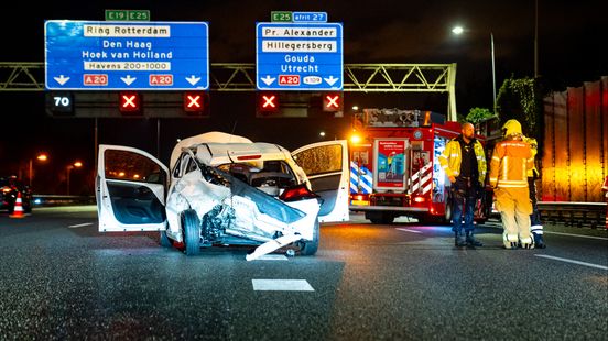Man omgekomen bij auto-ongeluk A16. Man omgekomen bij auto-ongeluk A16.