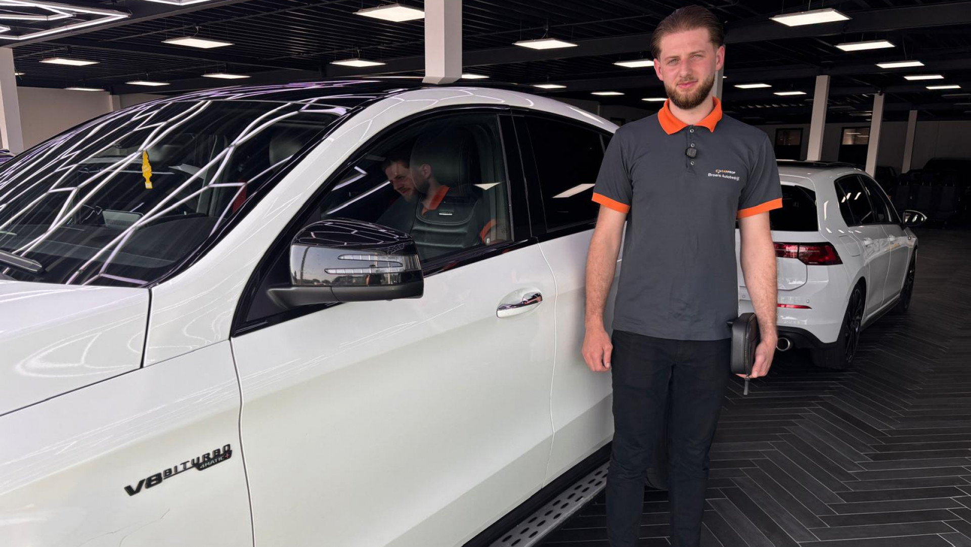 Deze ... is één van Victors favoriete auto's die hij verhuurt