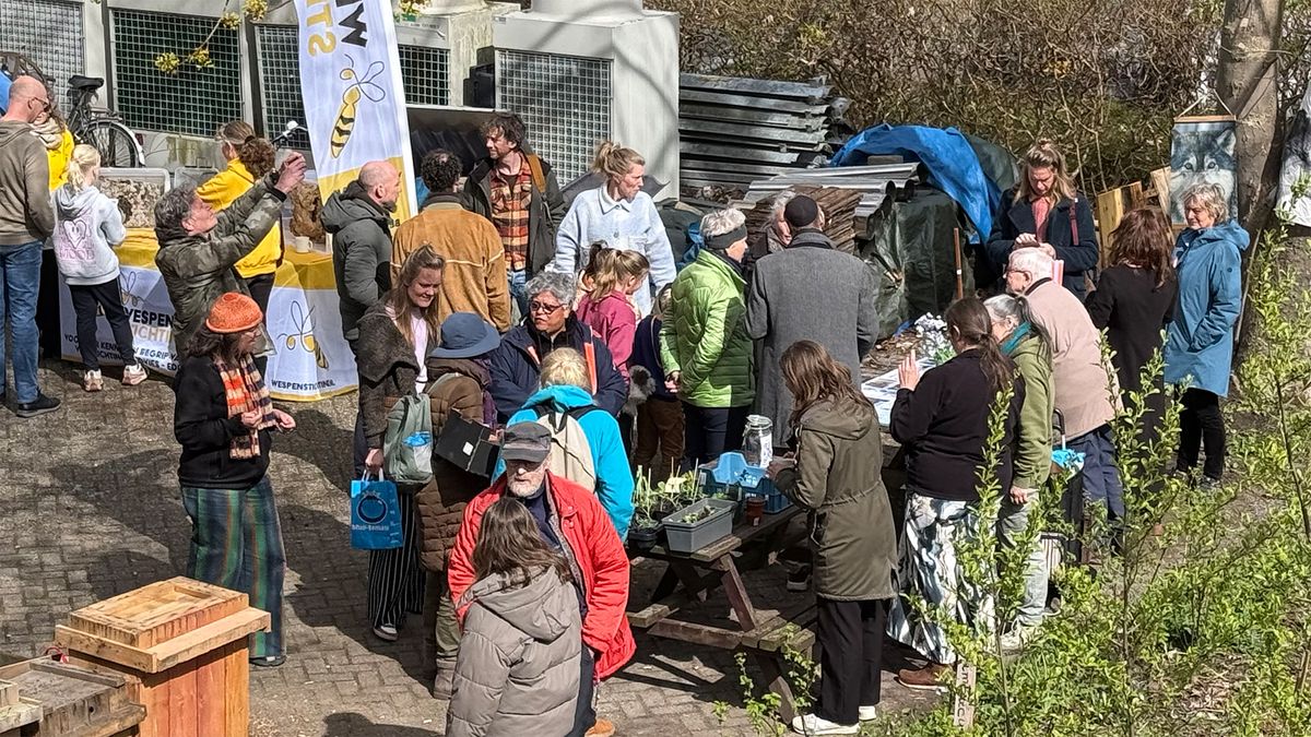 Wolveninformatie populair bij Amersfoorts lentefeest Lente in de WAR