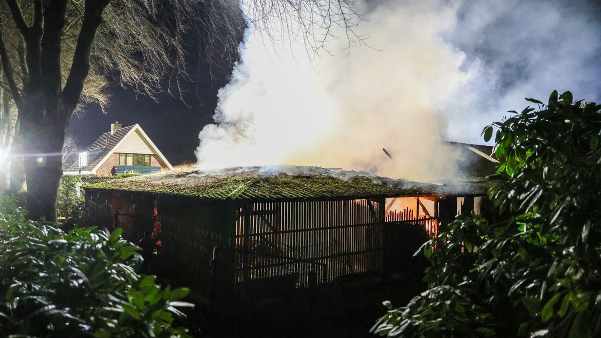 Grote brand in loods in Rottevalle