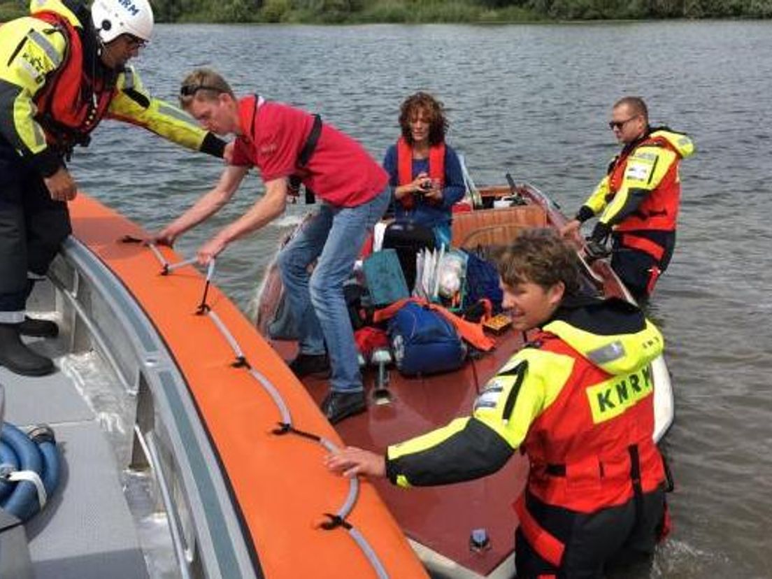 KNRM redt bemanning speedboot - foto KNRM