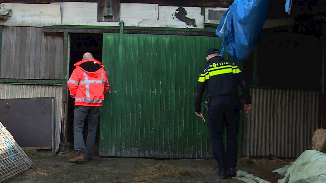 Gemeente Staphorst controleert bij boer Jansen (2016)