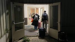 Politie gebruikt wapenstok en politiehond om orde te herstellen in vluchtelingenopvang Zuidbroek