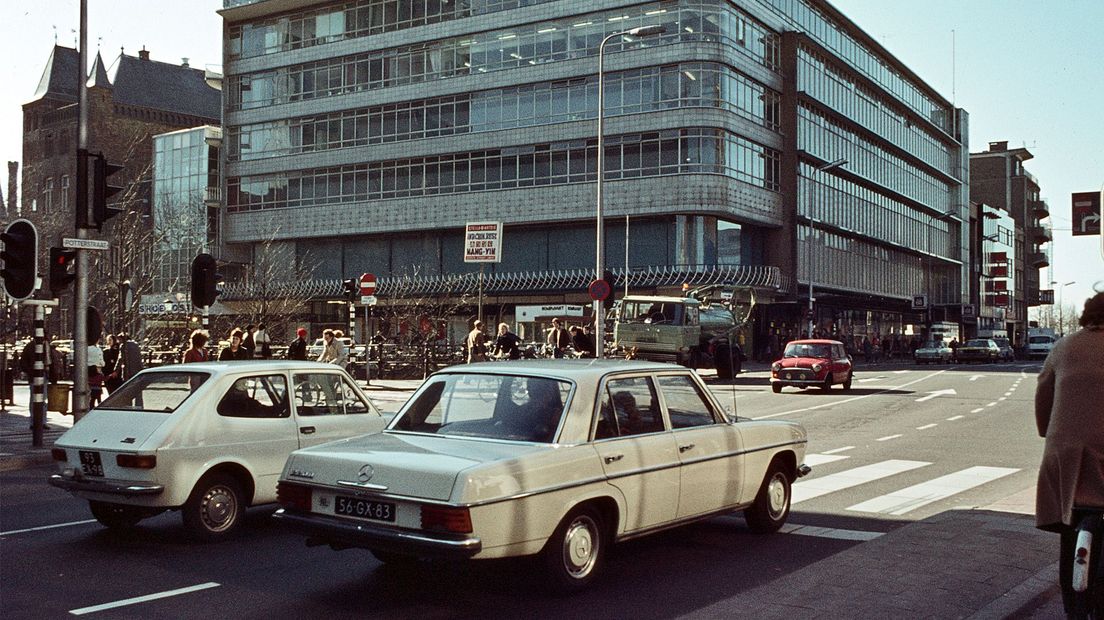 De Galeries Modernes in 1976.