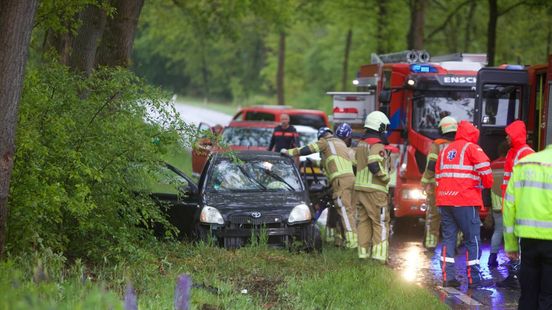 Automobilist gewond bij eenzijdig ongeval op N737 Home