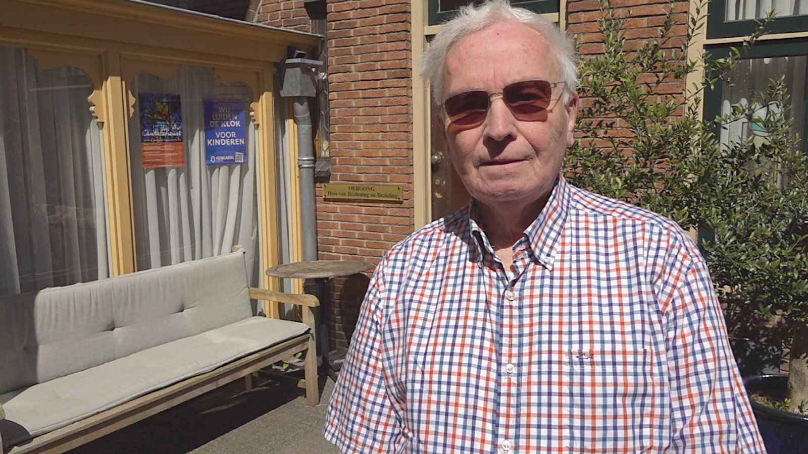 Deze Leeuwarder predikant verzorgde bijna 100 diensten voor familie in kerkasiel