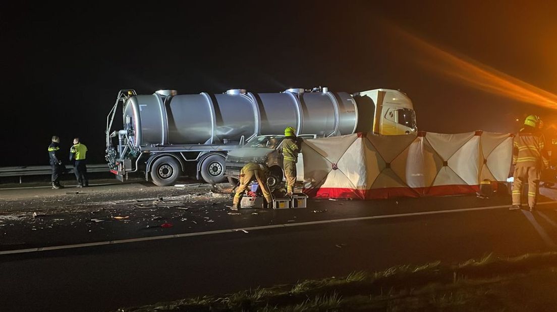 Het is een grote ravage op de snelweg.