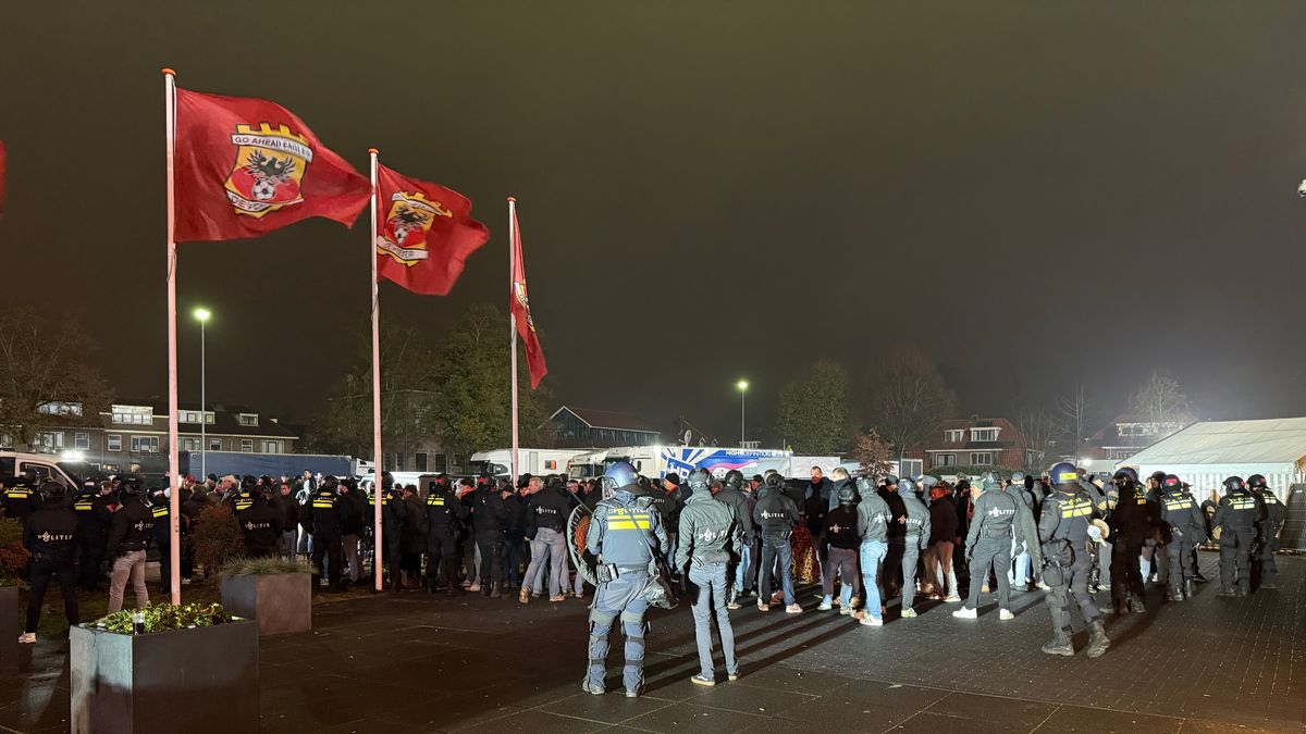 Stuttgart woedend over behandeling supporters in Deventer, aanhoudingen na wedstrijd