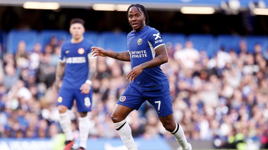 Van Persie wil Sterling zondag laten spelen bij Feyenoord: 'We laten ons niet opjagen, alleen verantwoord'