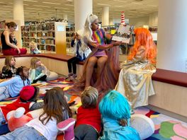 'Ik ben een jongen verkleed als prinses': Miss Abby OMG leest kinderen voor in Centrale Bibliotheek