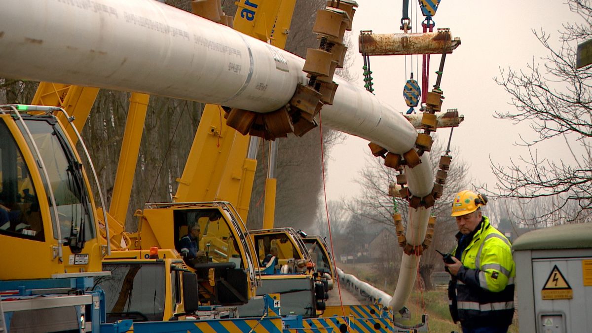 Deze grote, stalen 'tuinslang' zorgt straks voor meer drinkwater in het westen