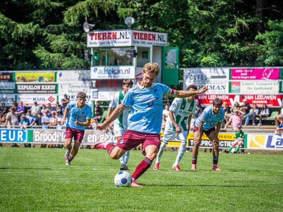 FC Emmen onderuit in jaarlijks oefenduel tegen FC Groningen