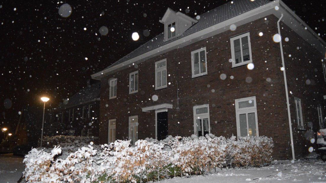 Een woning in wintersfeer in de Assen (Rechten: Arjen Talsma)