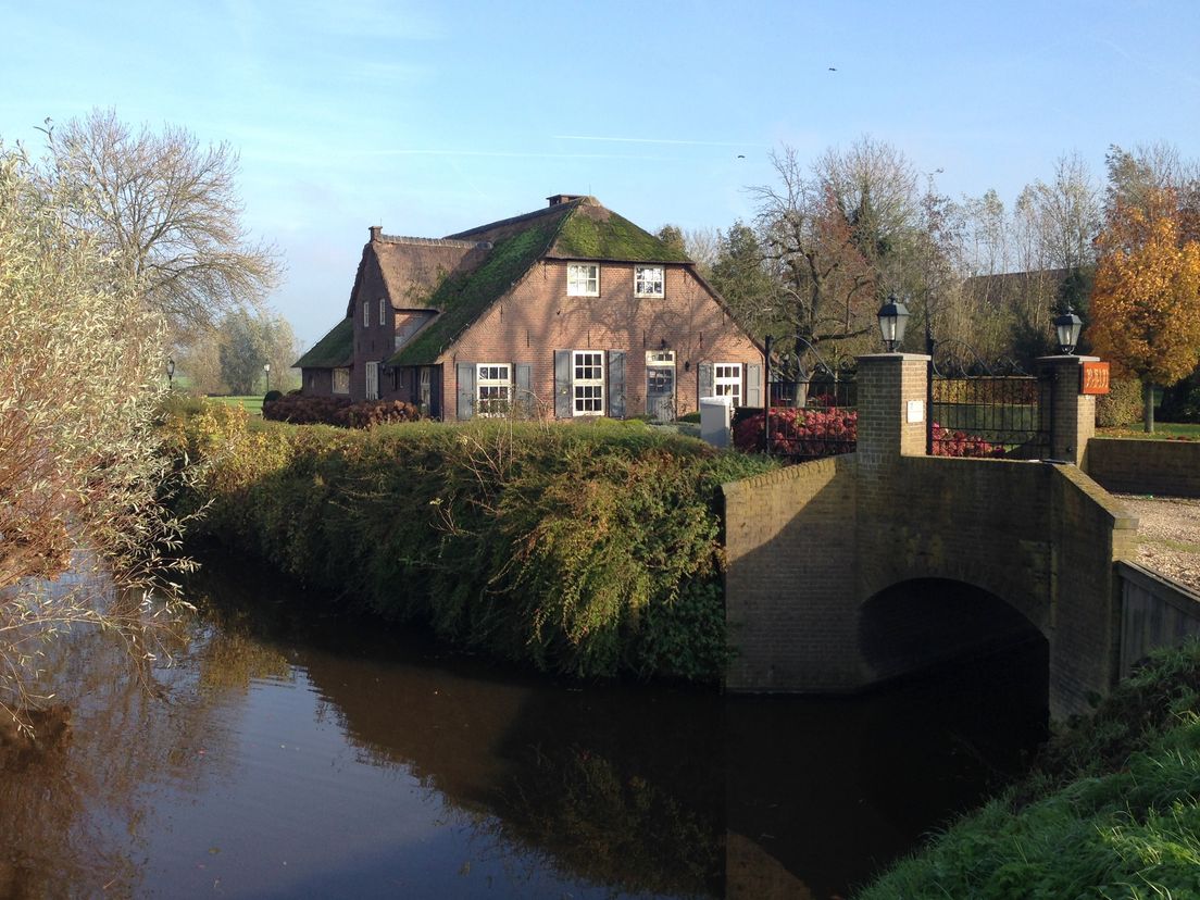 Hoeve Jedidja waar Van E. toesloeg