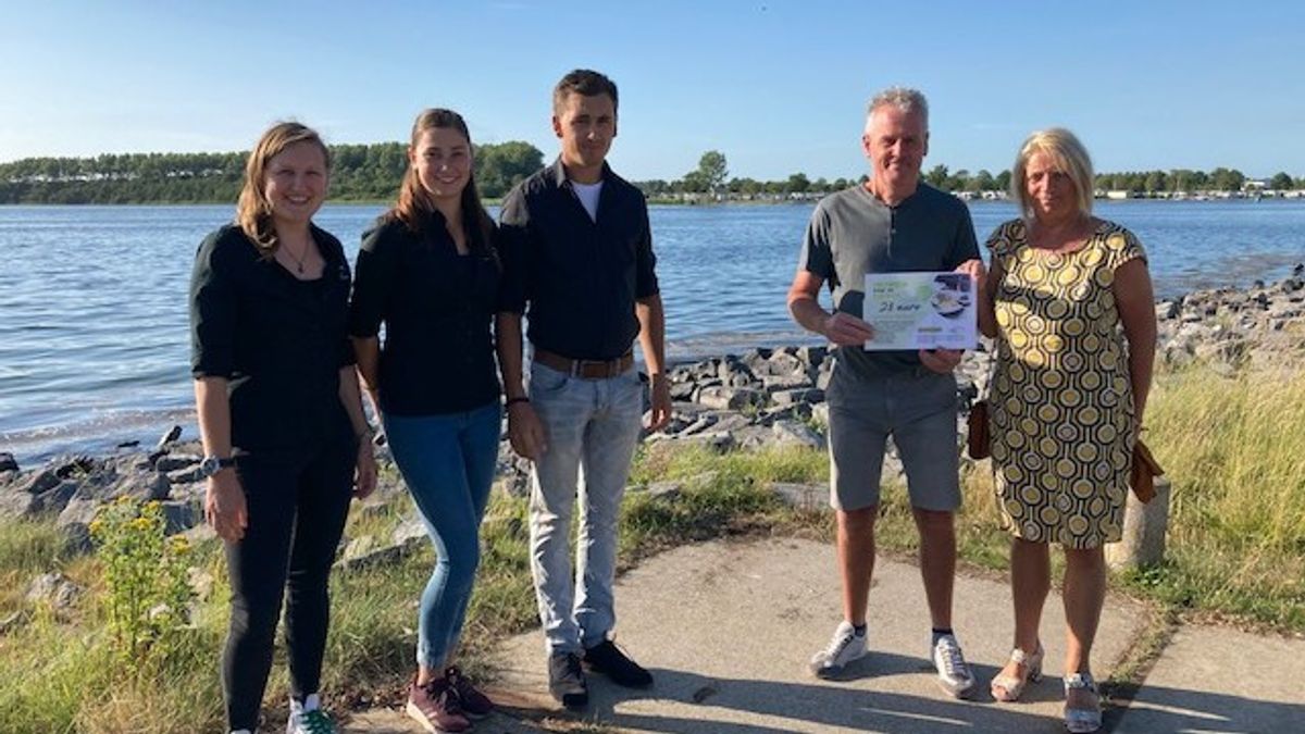Campingeigenaren Wolphaartsdijk delen voor 20.000 euro aan horecavouchers uit