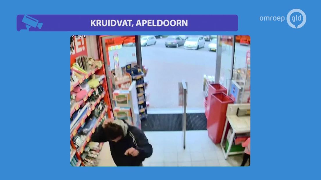 In Apeldoorn vonden woensdag 13 juni binnen een tijdsbestek van een halfuur twee overvallen plaats. De politie zoekt de daders.