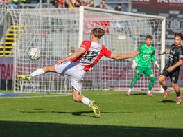 FC Emmen sleept met tien man drie punten uit het vuur