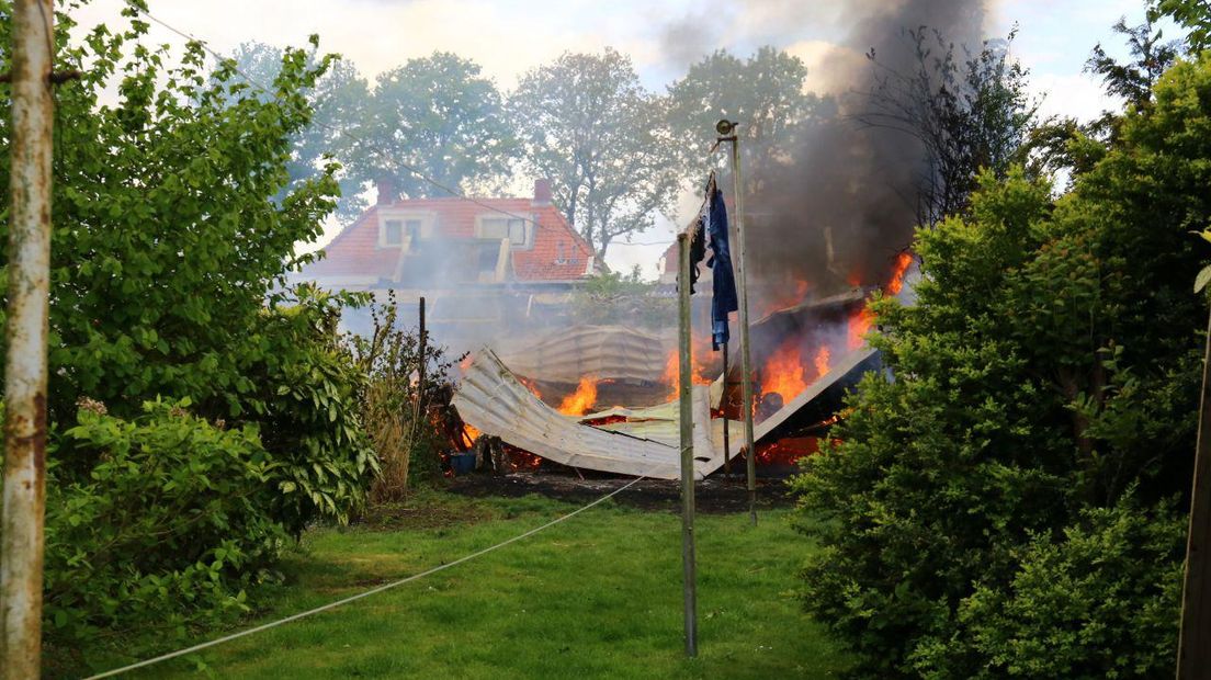 Brand in Gasselternijveenschemond (Rechten: Van Oost Media)