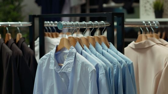 Showroom vol vervalste merkkleding gevonden