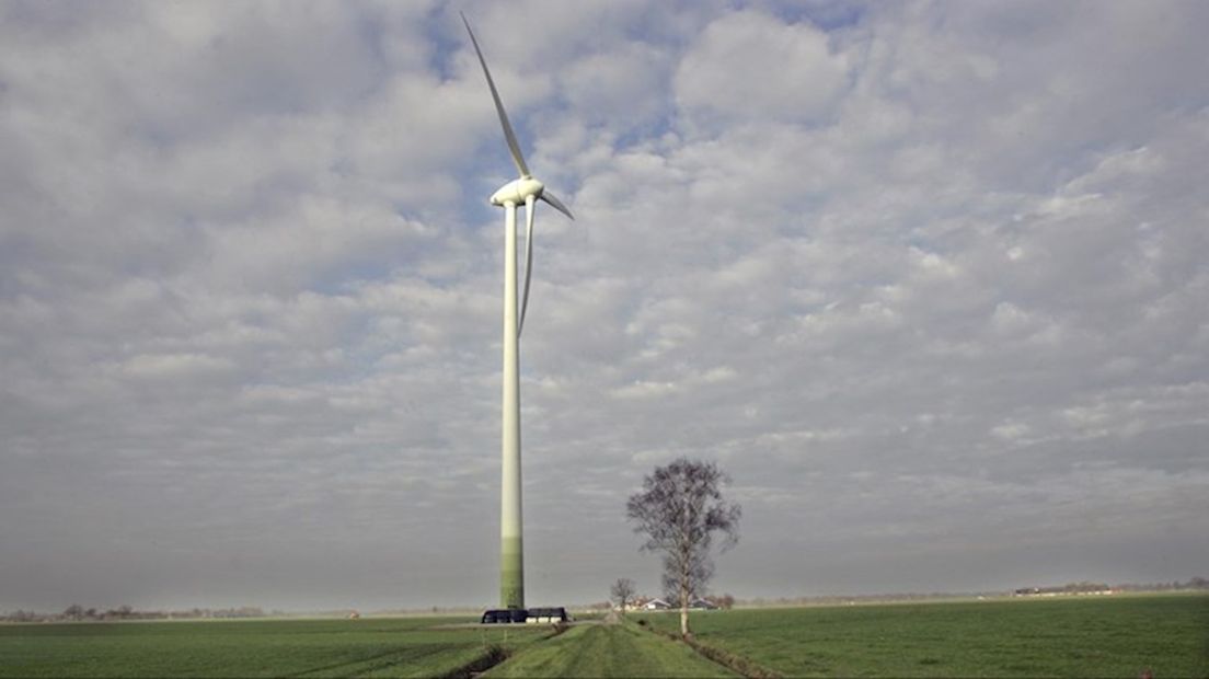 Een van de windmolens die sinds 2003 bij Staphorst staat