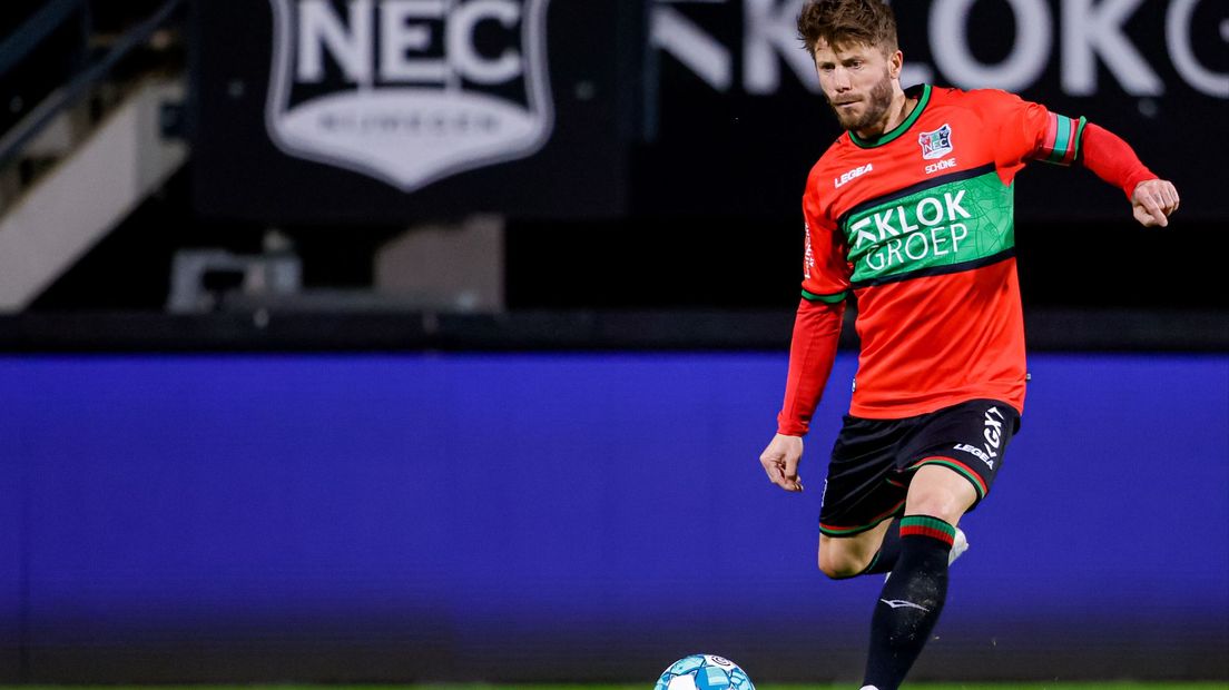 Schöne scoorde voor NEC in een besloten oefenduel tegen ADO