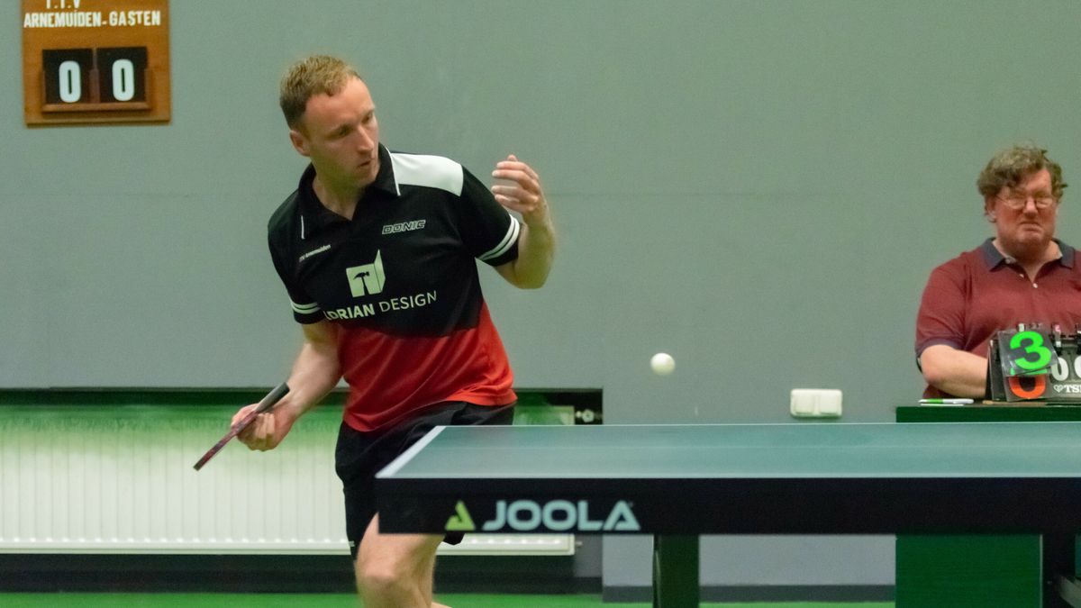 Tafeltennissers Arnemuiden verstevigen koppositie