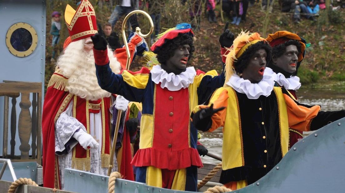 Intocht van Sinterklaas en Zwarte Pieten