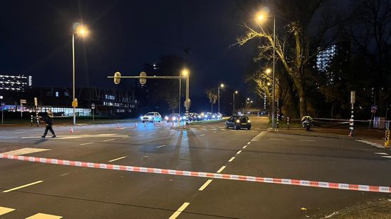 Fietser gewond bij aanrijding op Brailledreef in Utrecht. Fietser gewond bij aanrijding op Brailledreef in Utrecht.