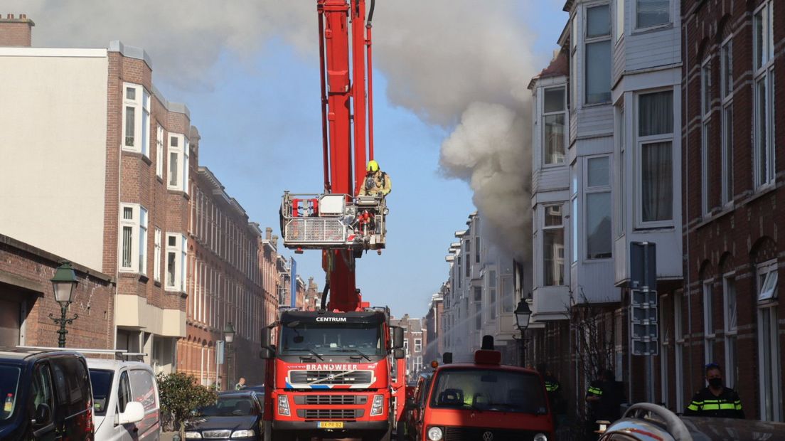 Meerdere woningen moesten door de brand worden ontruimd