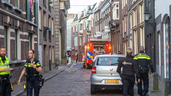 112 Nieuws: Brand in appartement in centrum Zwolle | Vrouw op fiets aangereden in Enschede. 112 Nieuws: Brand in appartement in centrum Zwolle | Vrouw op fiets aangereden in Enschede.