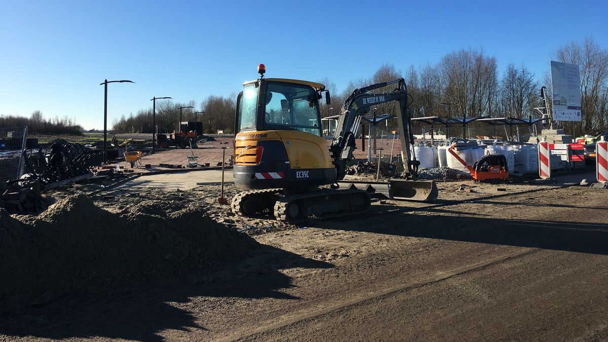 Race tegen de klok bij het nieuwe station van Roodeschool
