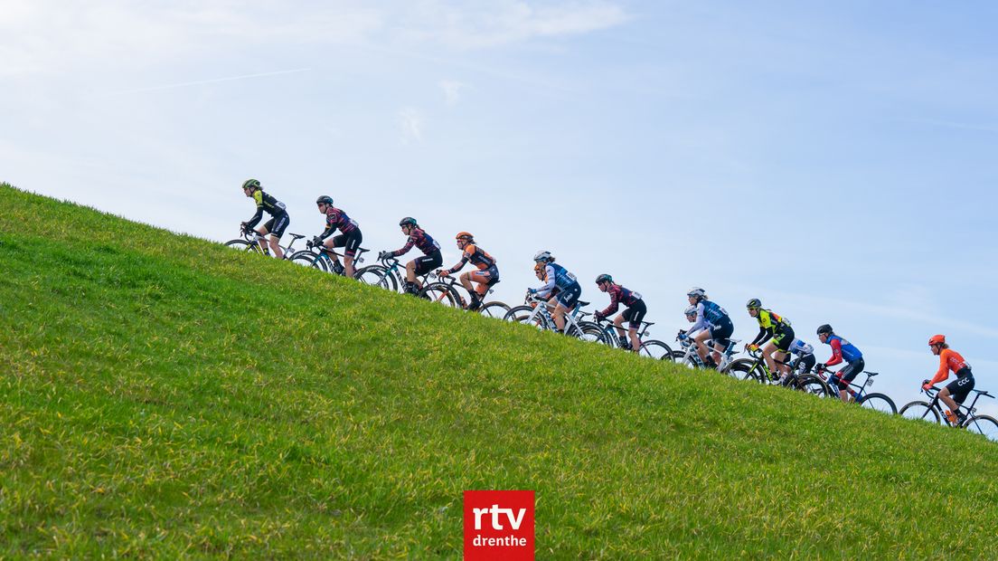 De VAM-berg is de nieuwste fietsuitdaging in Drenthe (Rechten: Kim Stellingwerf/RTV Drenthe)