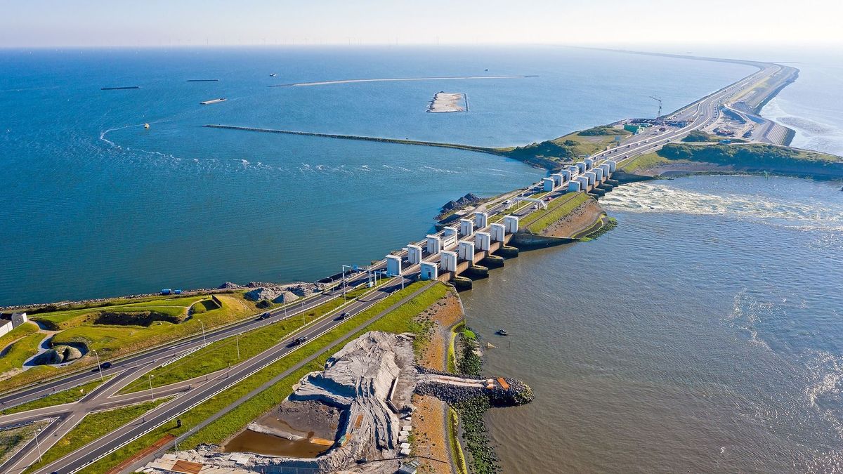 Nieuwe tegenslag Kornwerderzand: IJsselmeer wordt te zout door diepe