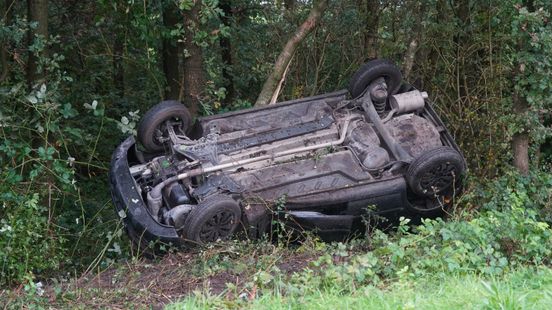 Gewonde bij ongeluk A28 bij Hoogeveen. Gewonde bij ongeluk A28 bij Hoogeveen.