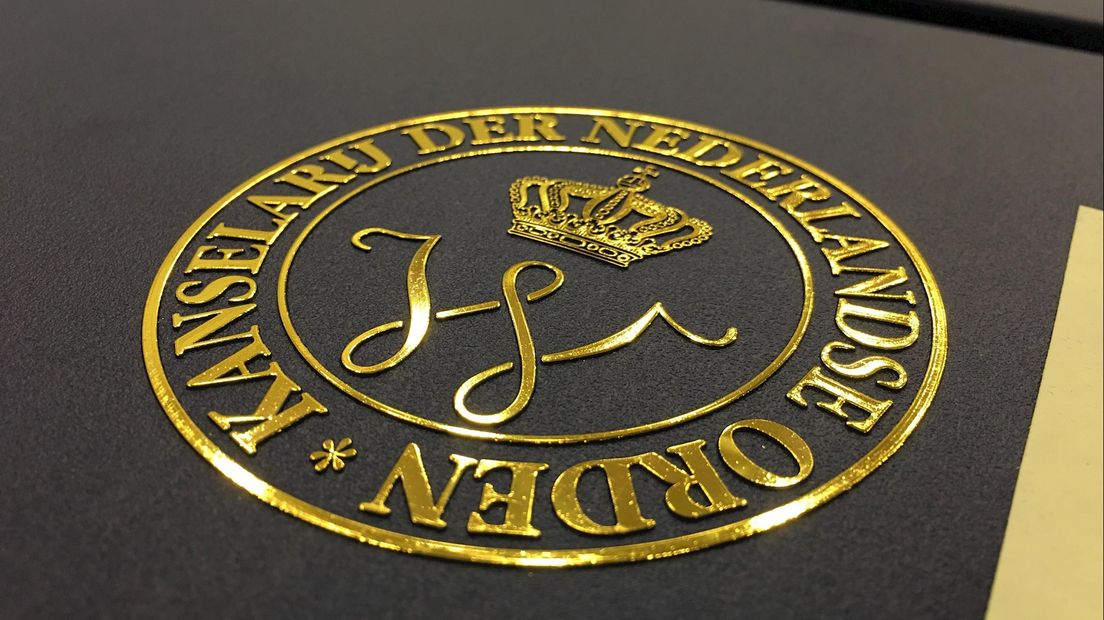Veertien vrijwilligers uit Rijssen-Holten kregen een Koninklijke Onderscheiding