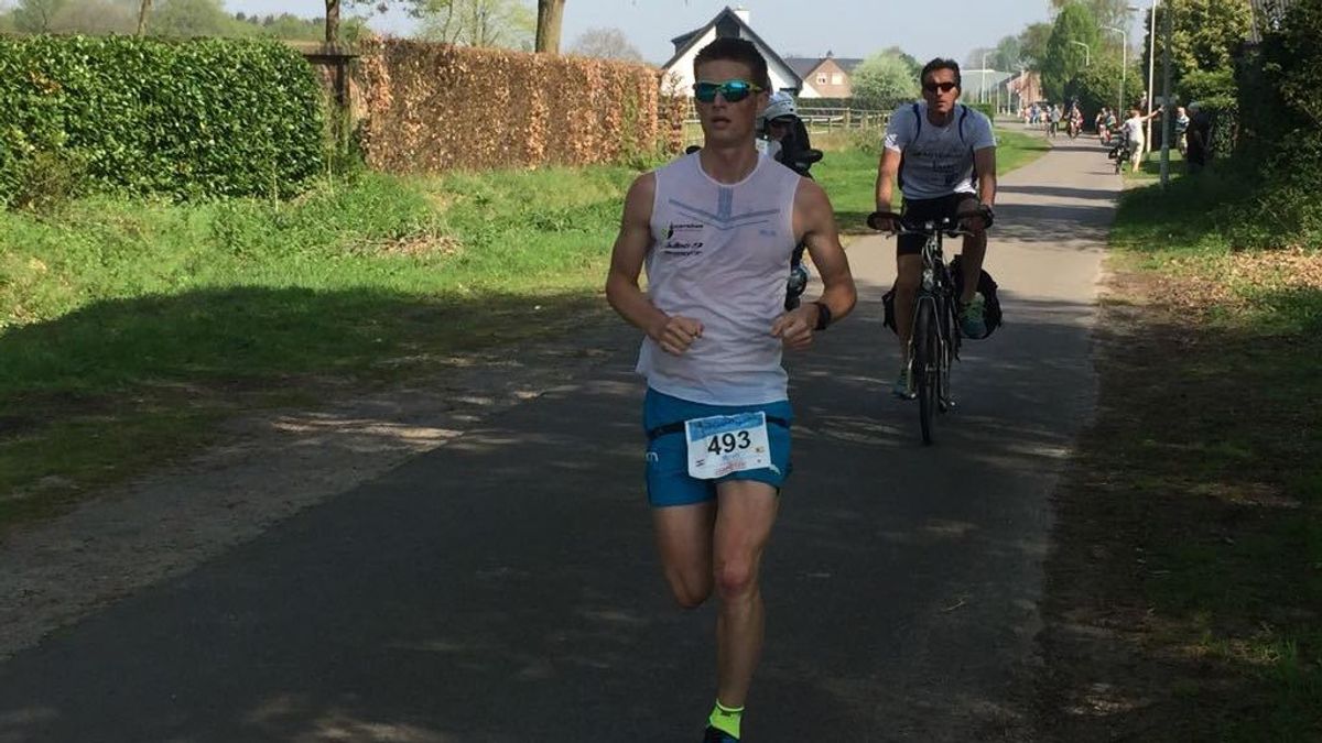 Huub van Noorden wint de Hobbeldebobbelloop