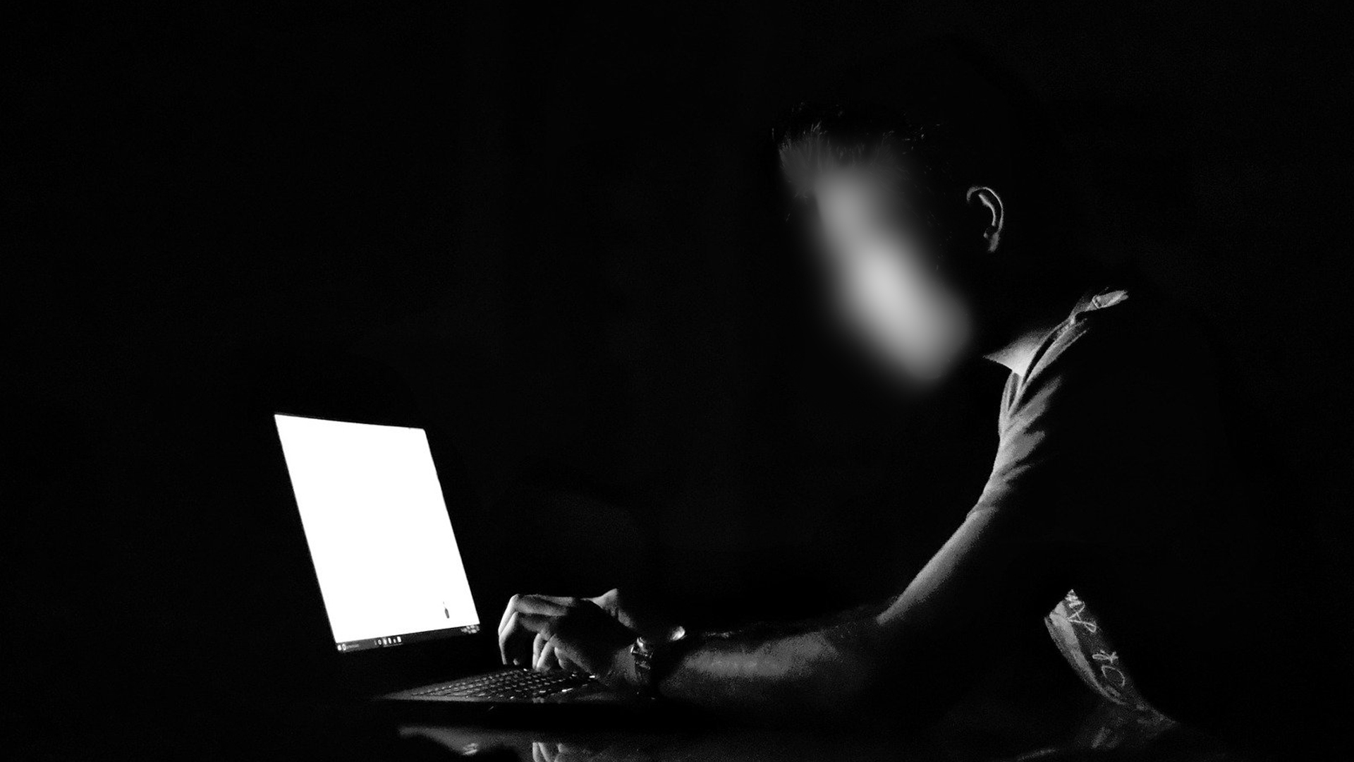 Toetsenbordridder veroordeeld voor discriminatie, haatzaaien en bedreiging: 'In het echt ben ik heel