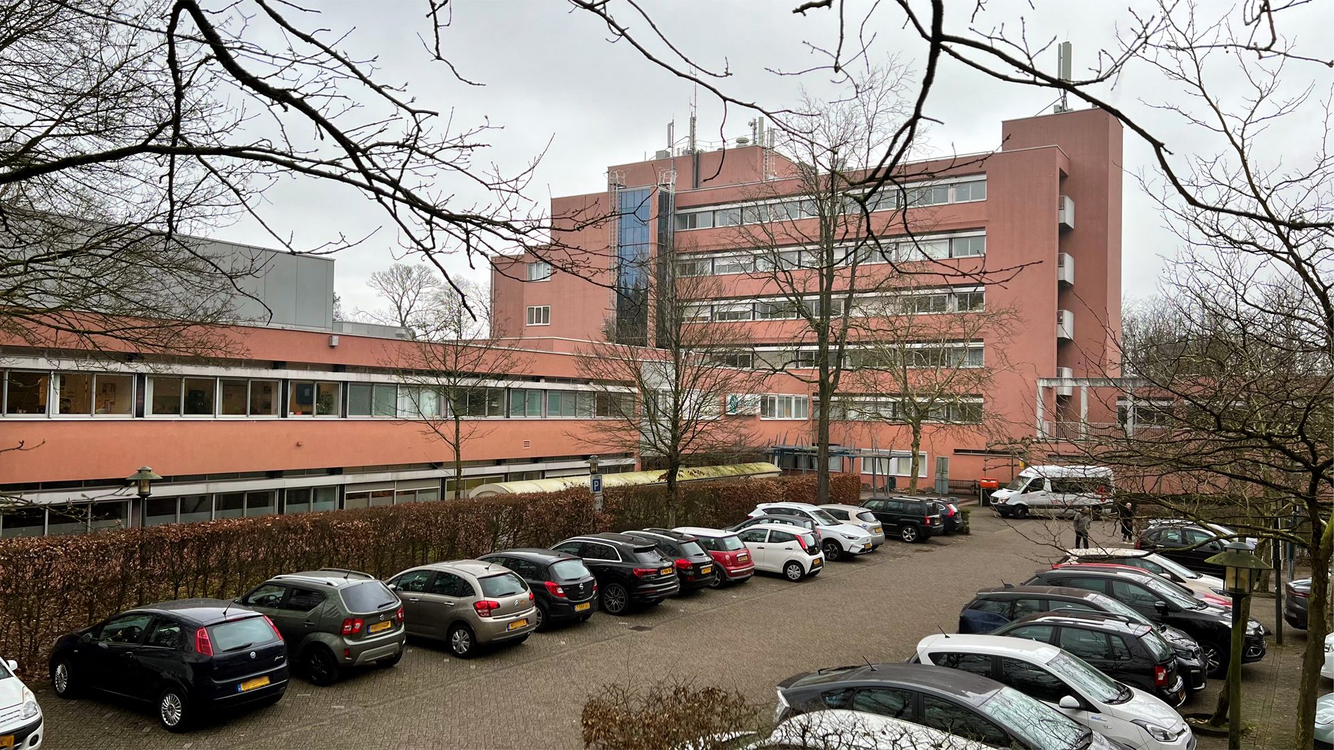 Beeld bij artikel: Mag Baarn een cadeau doorverkopen om te bouwen? Advies notaris niet genoeg, rechtbank moet oordelen